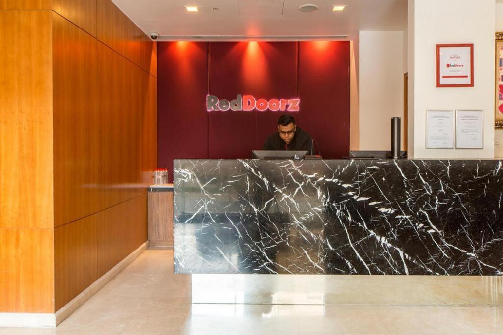 เรดดอร์ซ พรีเมียม แอท บาเลสเทียร์ Hotel สิงคโปร์ ภายนอก รูปภาพ