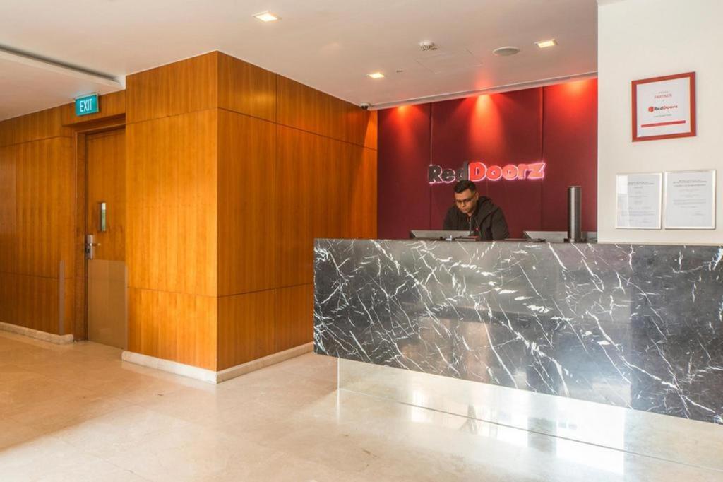 เรดดอร์ซ พรีเมียม แอท บาเลสเทียร์ Hotel สิงคโปร์ ภายนอก รูปภาพ