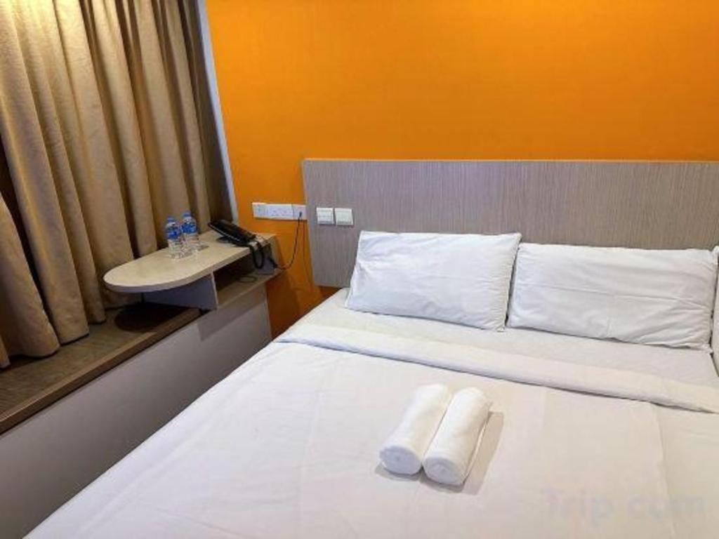 เรดดอร์ซ พรีเมียม แอท บาเลสเทียร์ Hotel สิงคโปร์ ภายนอก รูปภาพ